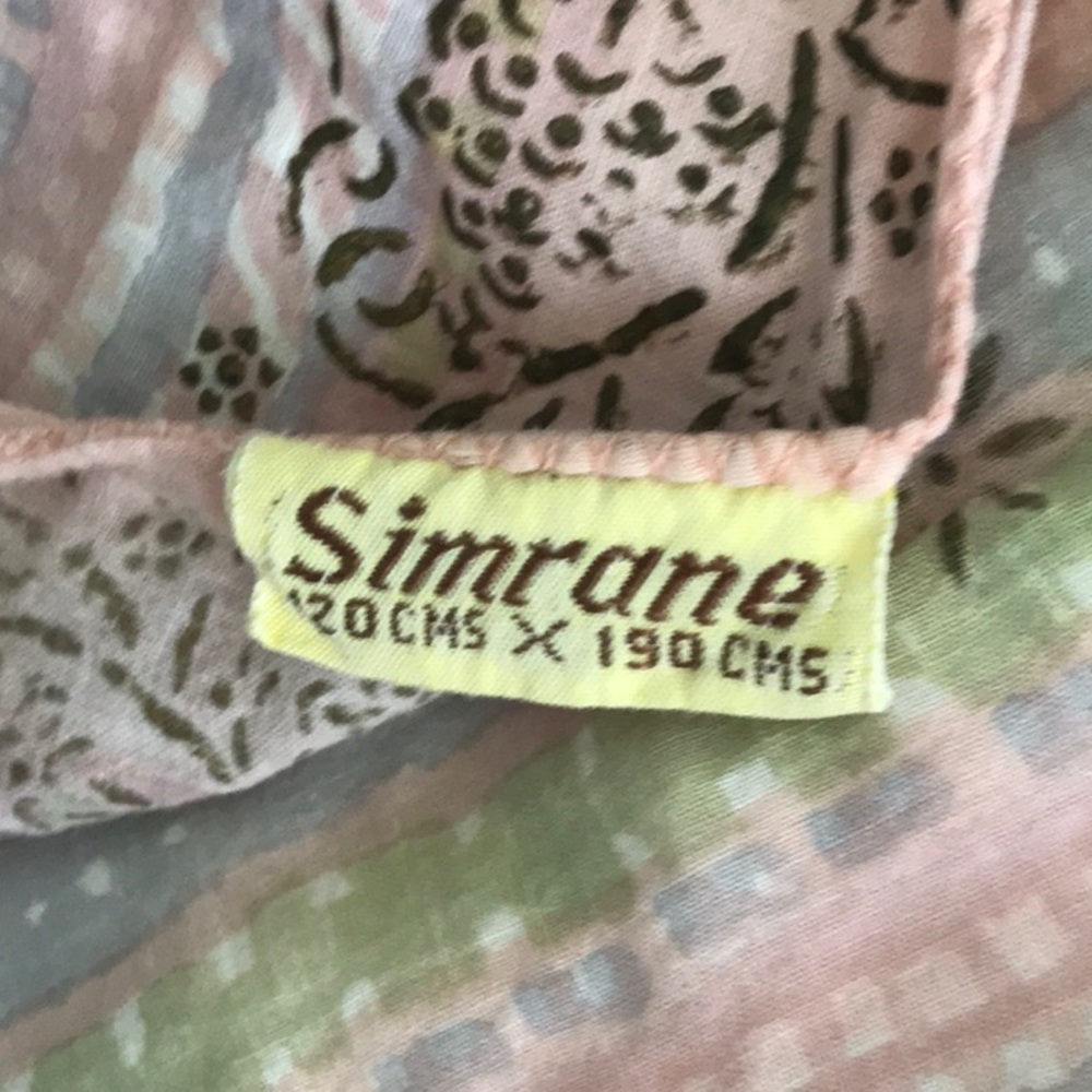Simrane Scarf - Picture 5 of 5